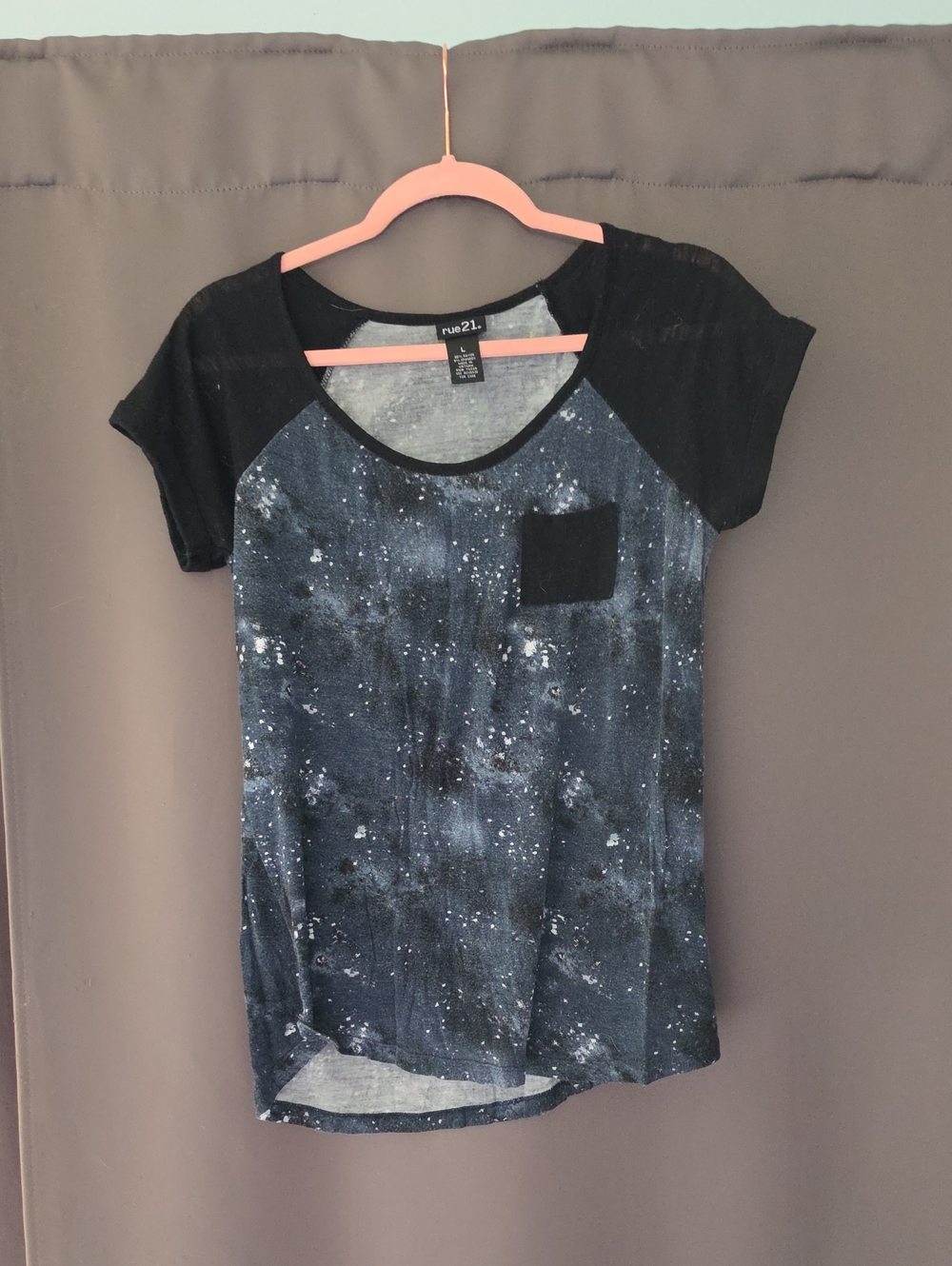 Rue21 Black & Navy Galaxy Pocket Tee